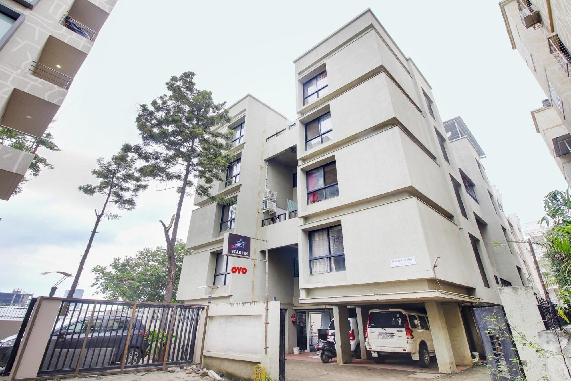 OYO 76128 Hotel Star Inn Pune Exterior foto
